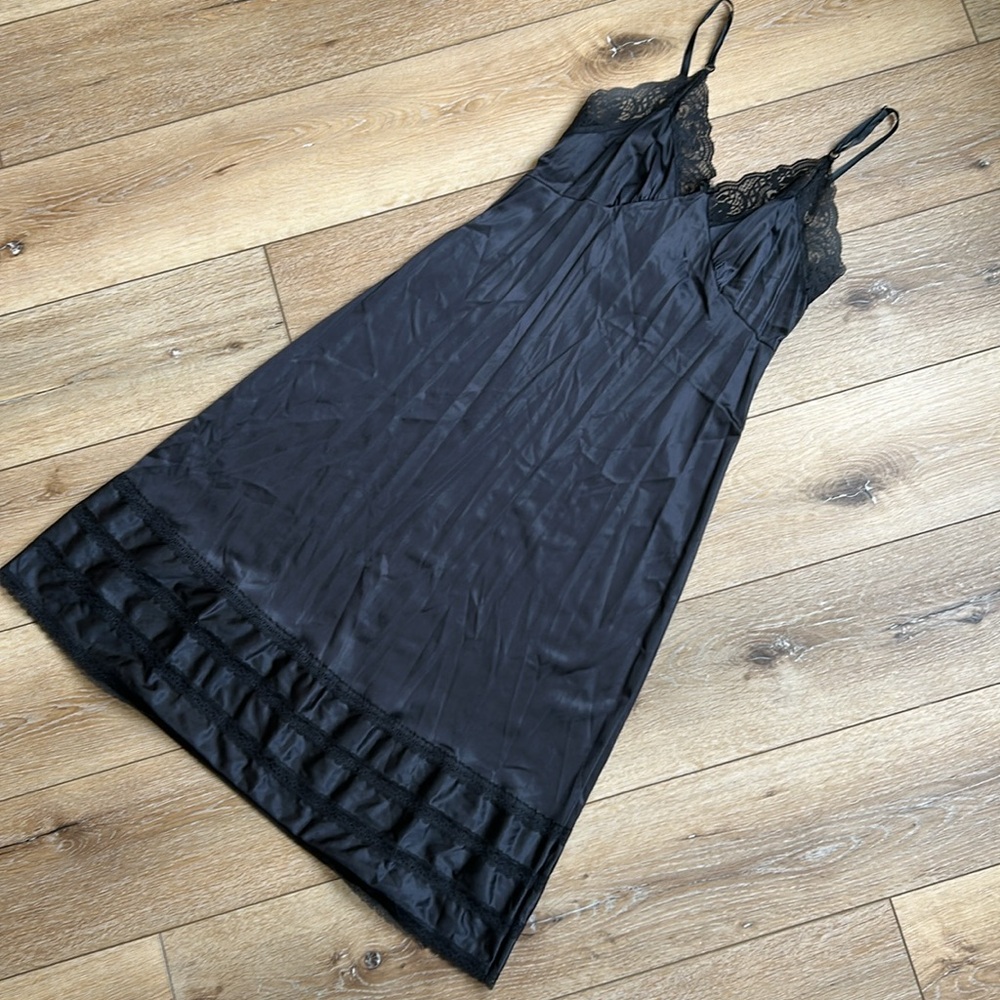 Adonna Black Nylon Lace Trim Sz 36 Small Long Pullover Slip Dress Nightgown VTG - Picture 2 of 8